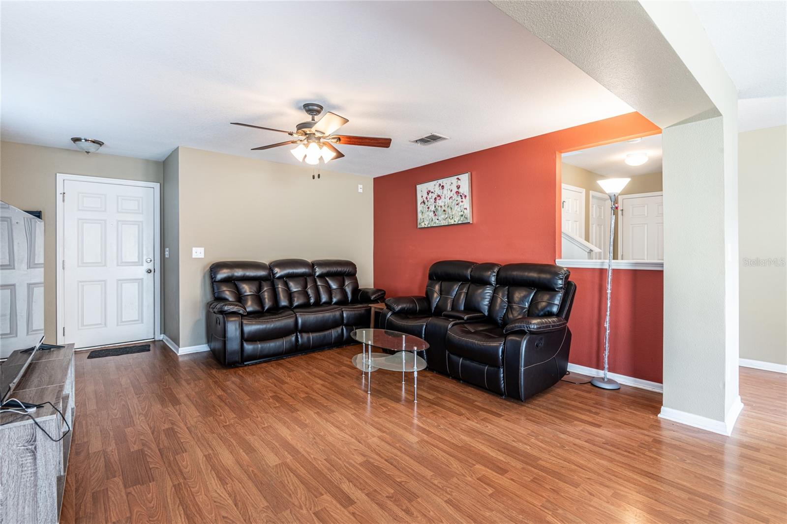 18840 PARAPET PL