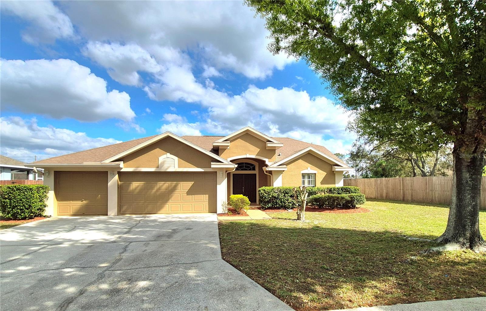 3308 PENDLETON WAY