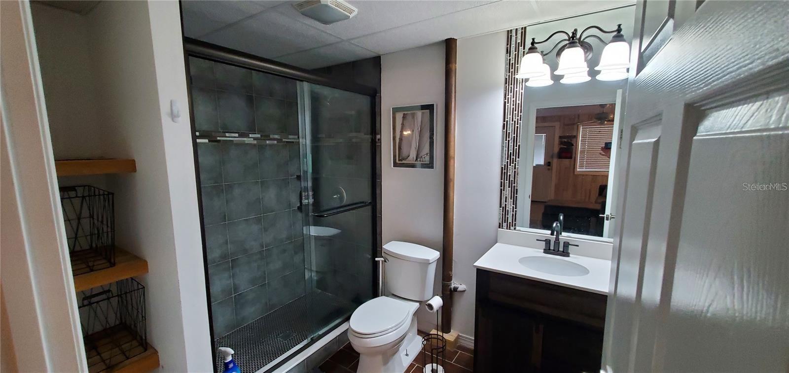 3822 LAKE PADGETT DR