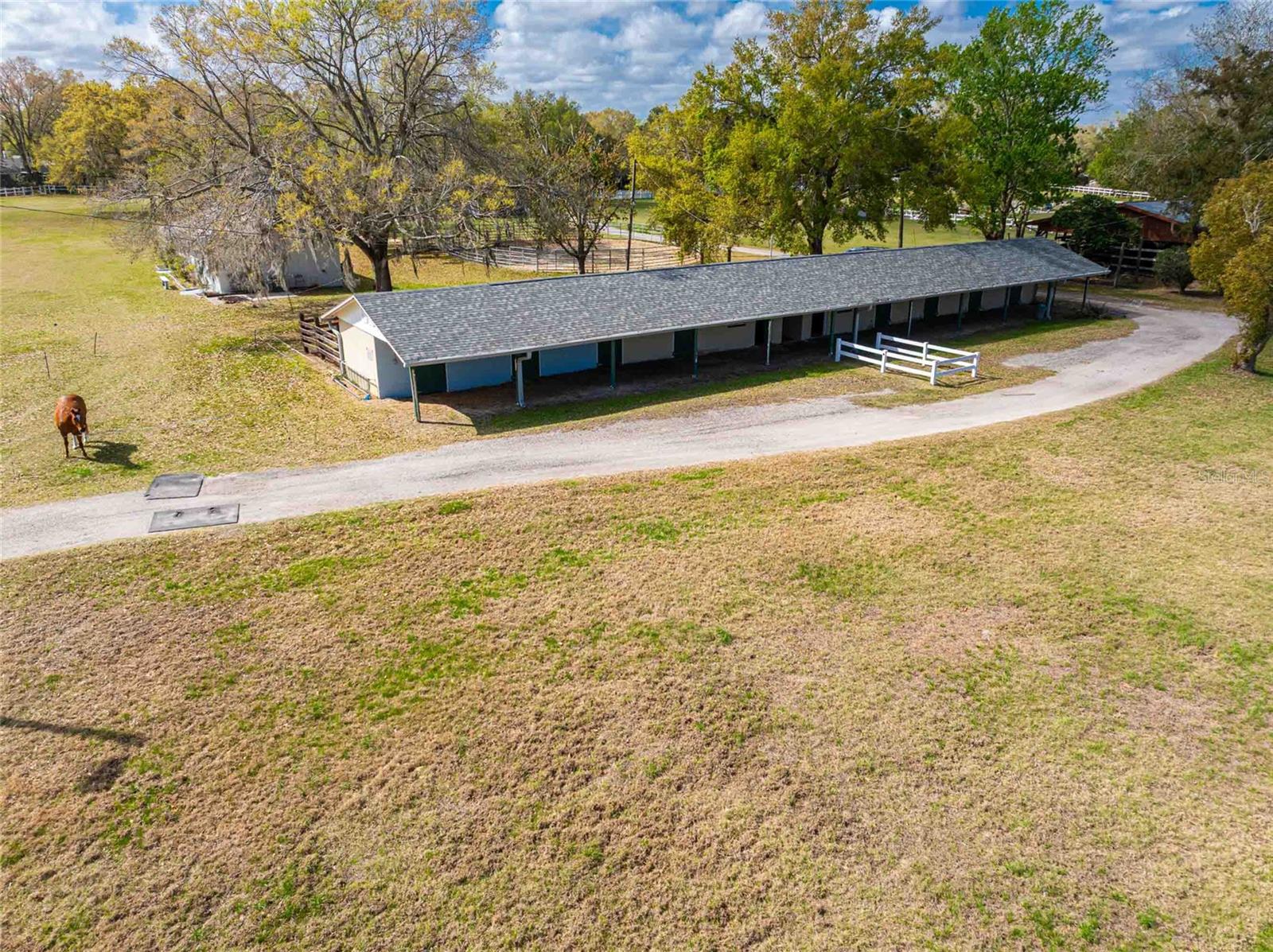 3745 LAKE BREEZE DR