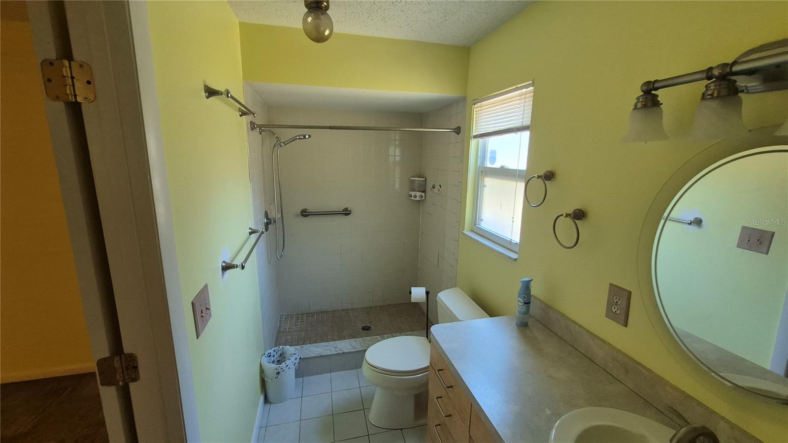 4625 CANTERBURY DR