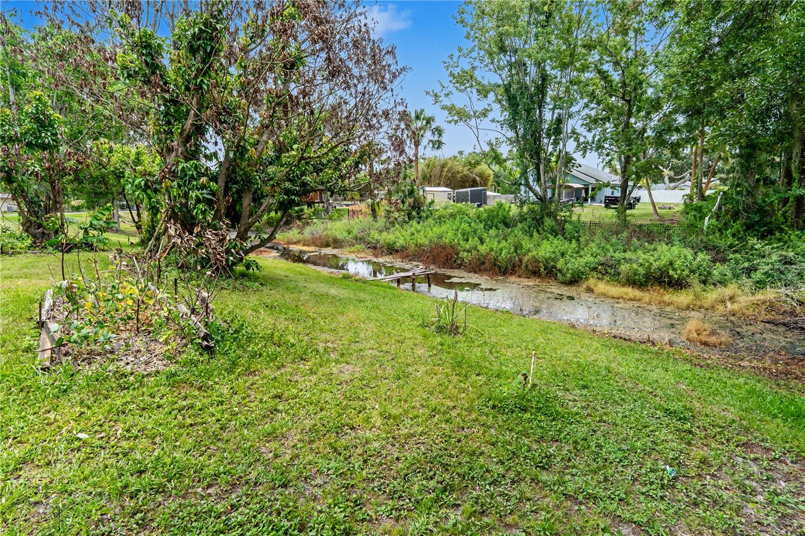 22244 SHORESIDE DR