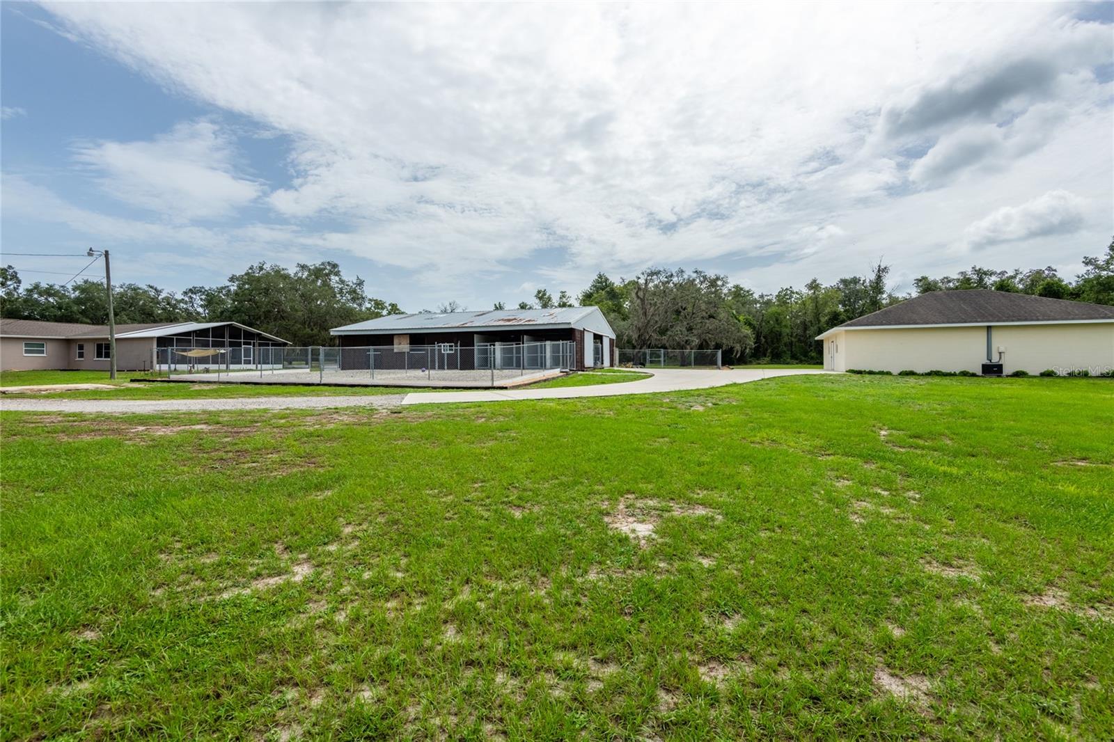 16142 BREAKWATER LN