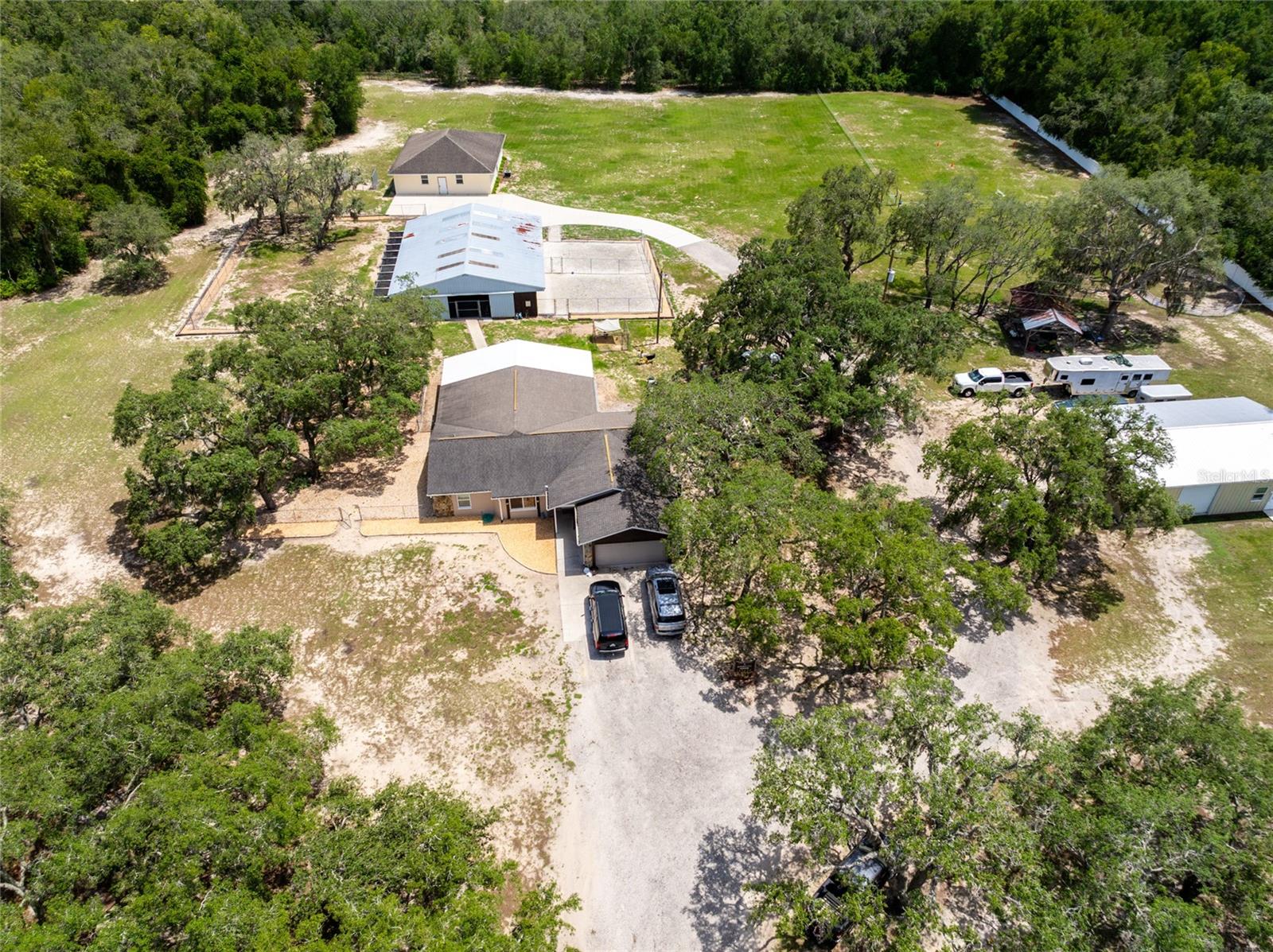 16142 BREAKWATER LN