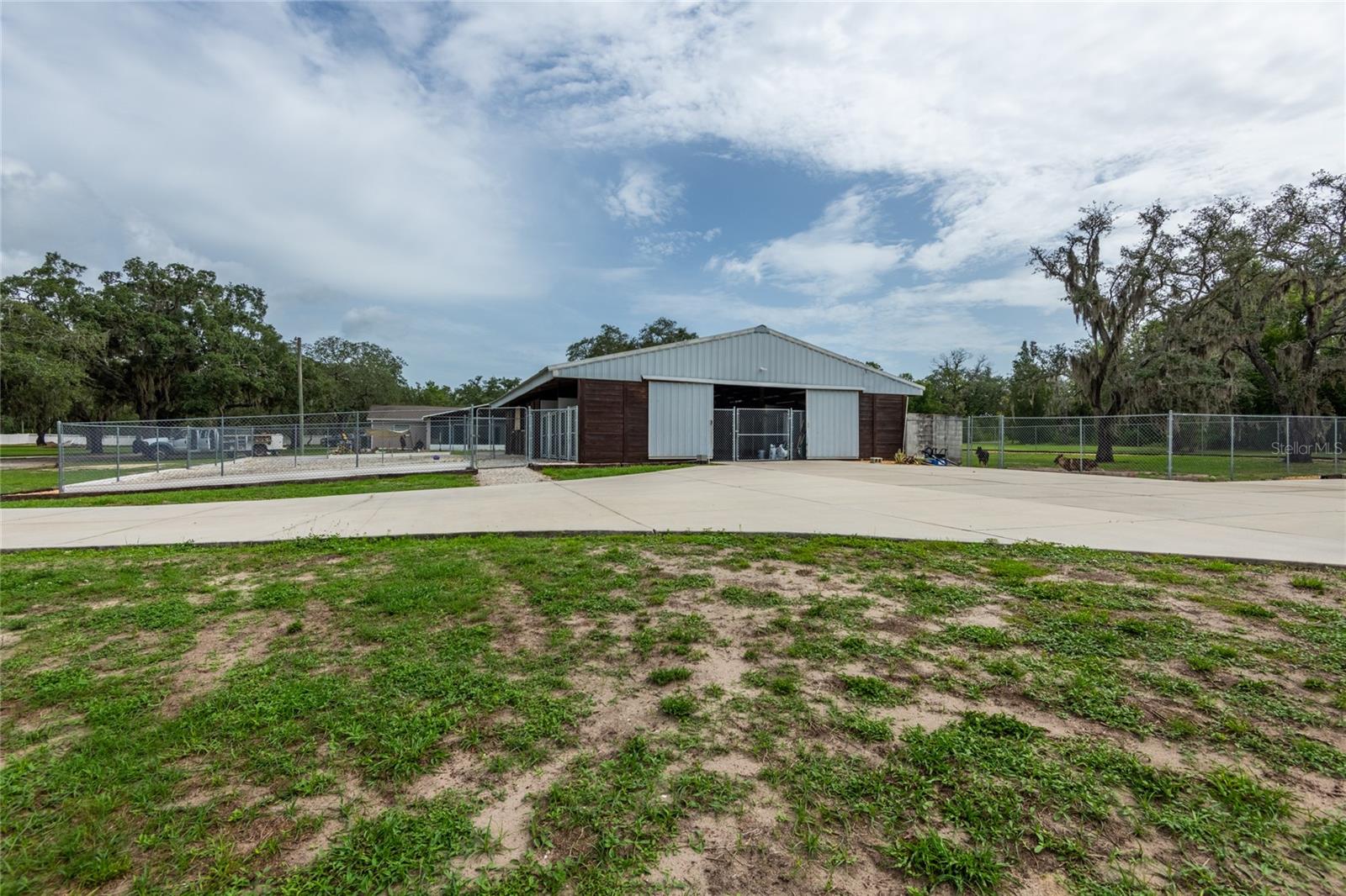 16142 BREAKWATER LN