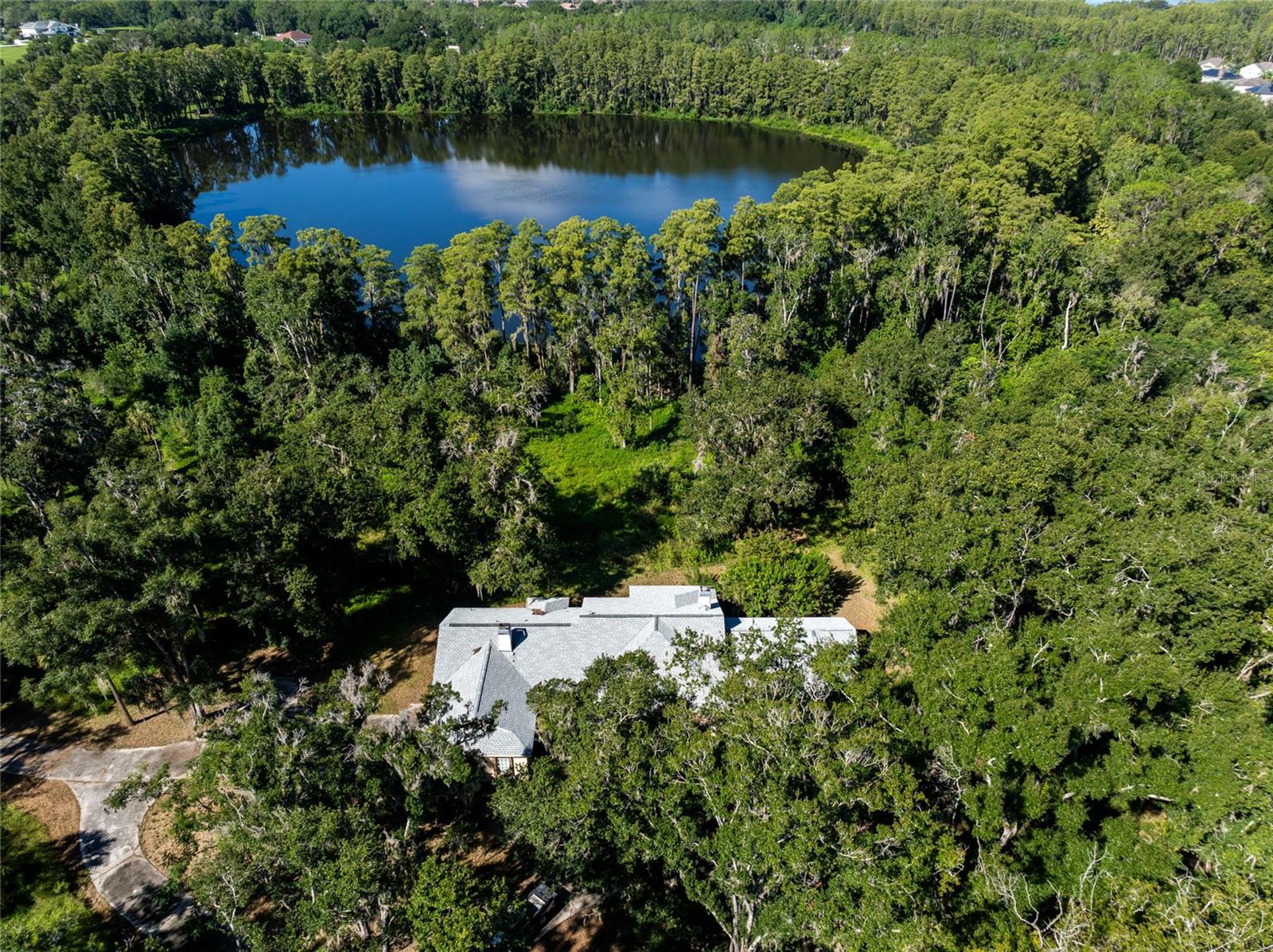 5135 COLLIER PKWY