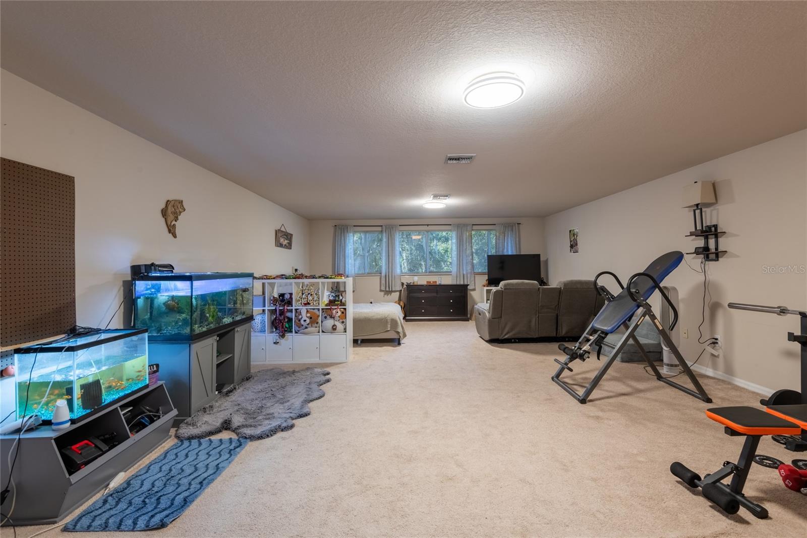 7513 KICKLITER LN