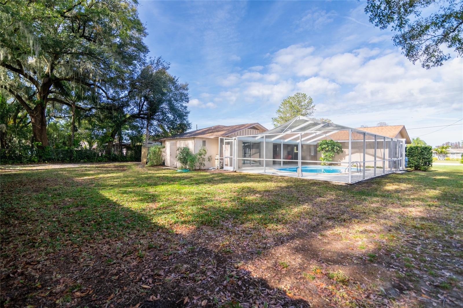 3430 LAKE PADGETT DR