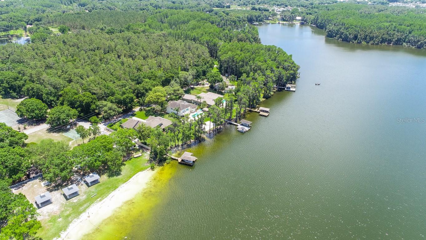 3345 CLOVER LEAF LN