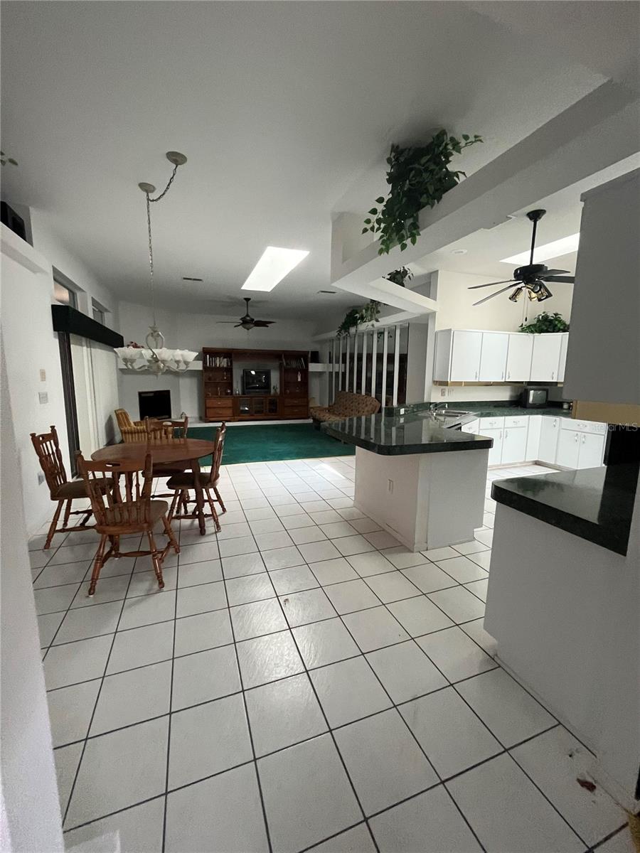 223 EASTPOINT CT