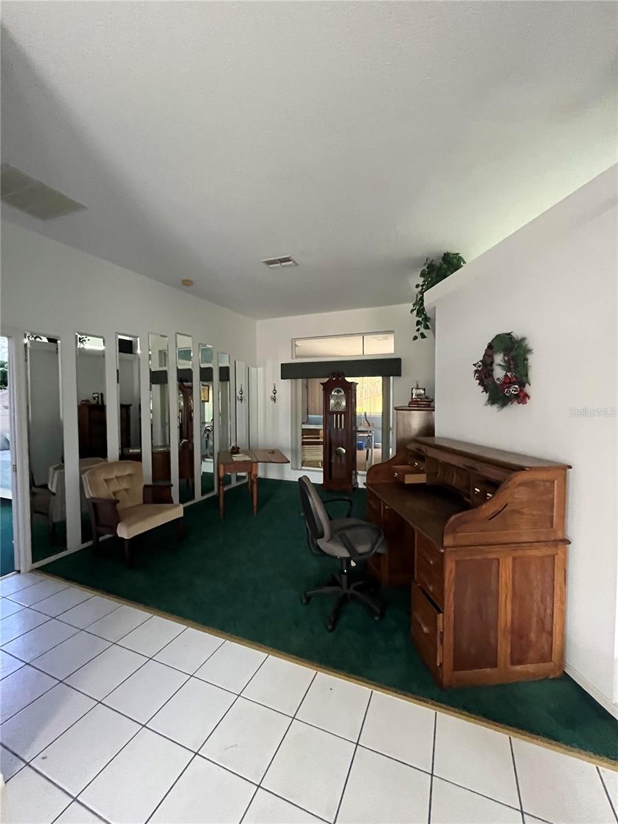 223 EASTPOINT CT