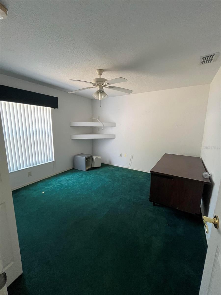 223 EASTPOINT CT