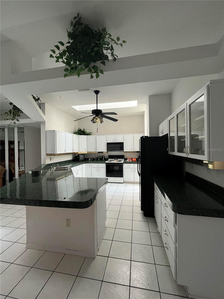 223 EASTPOINT CT