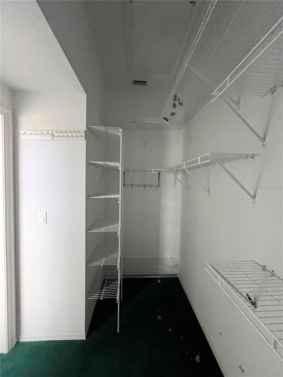 223 EASTPOINT CT