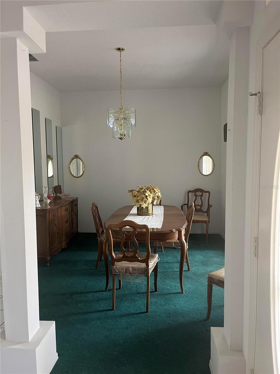 223 EASTPOINT CT