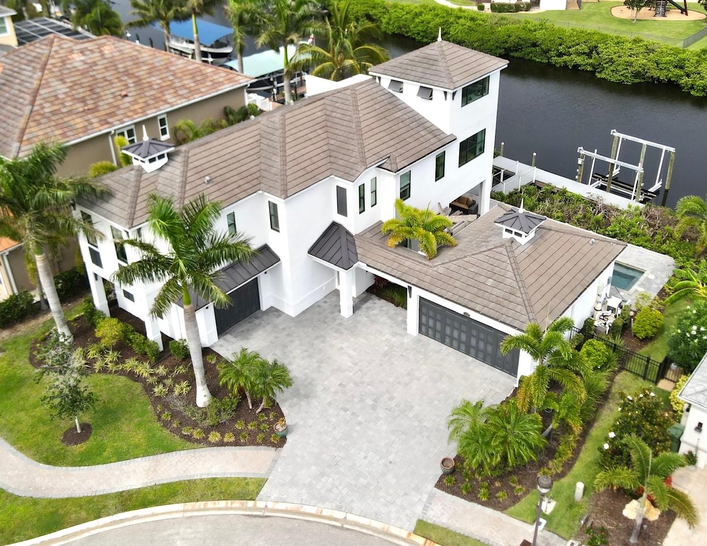 609 REGATTA WAY