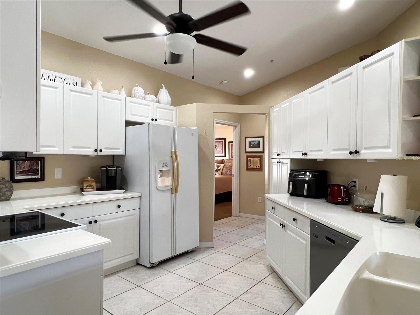7225 CEDAR HOLLOW CIR #20-201