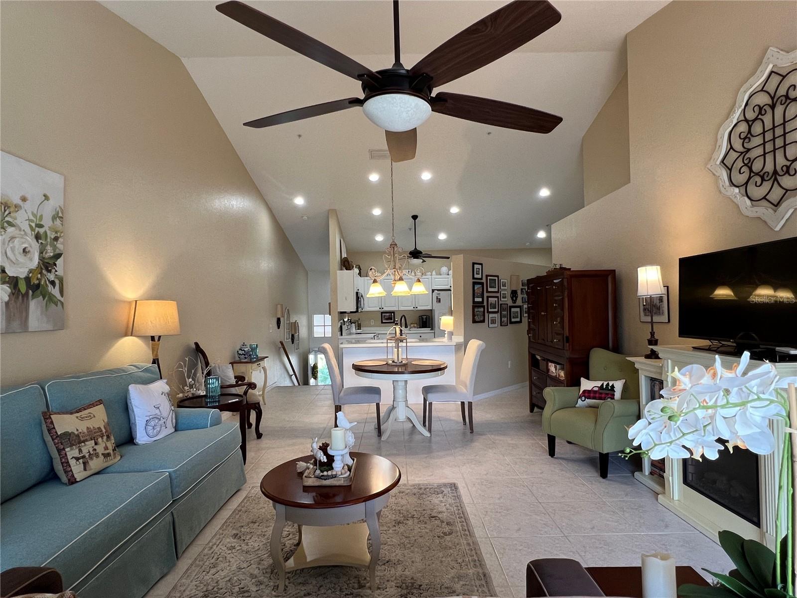 7225 CEDAR HOLLOW CIR #20-201
