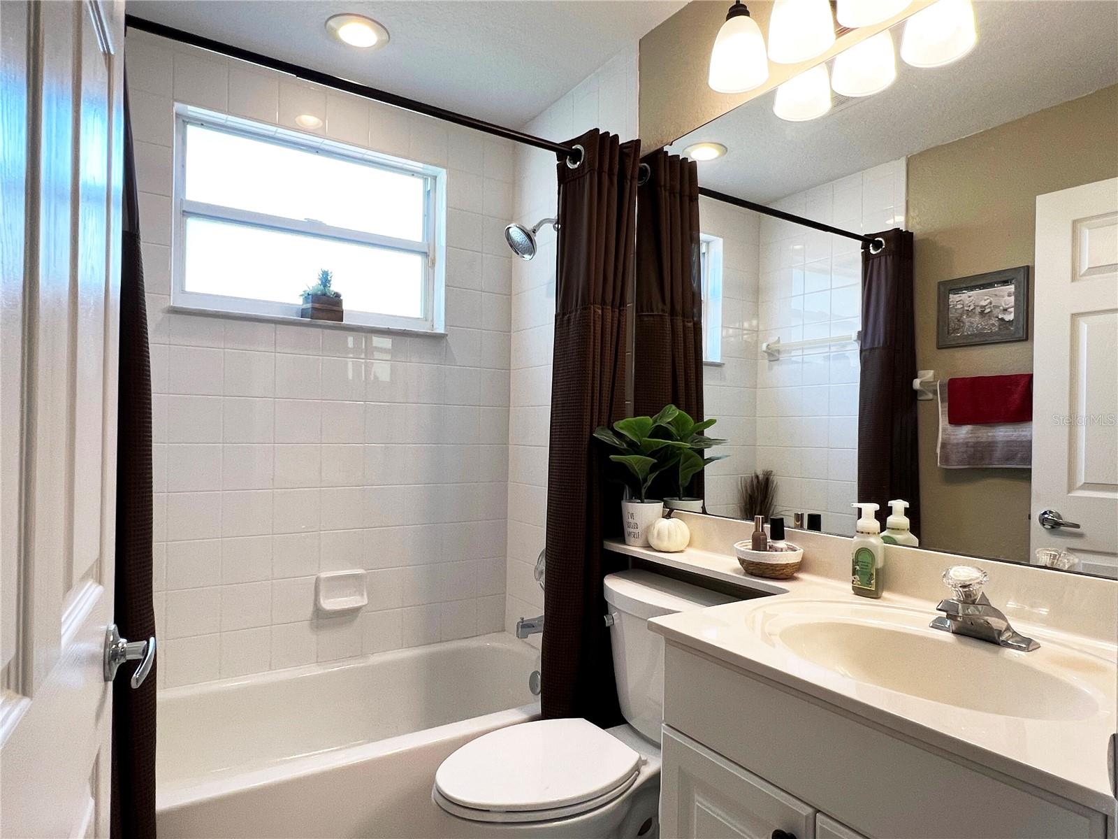 7225 CEDAR HOLLOW CIR #20-201