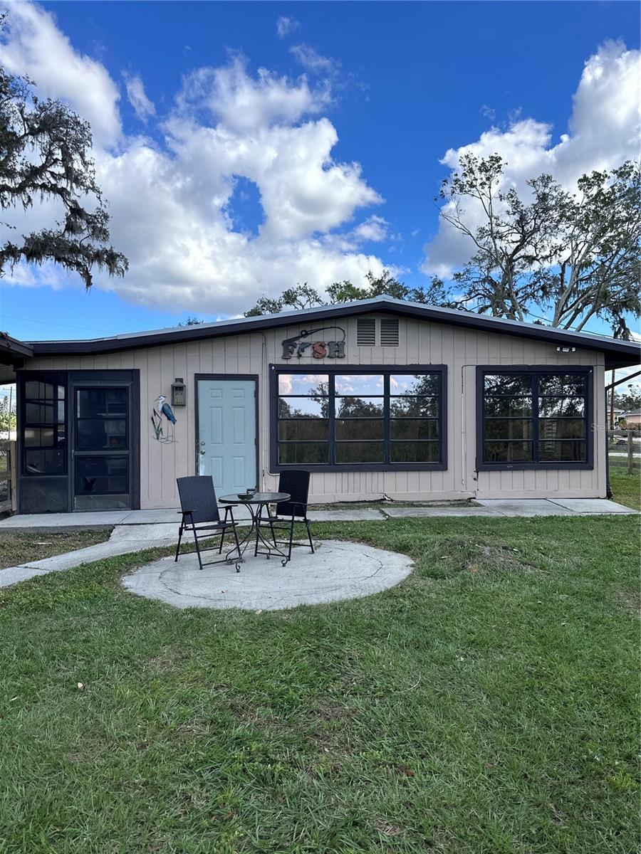 6504 LINCOLN RD