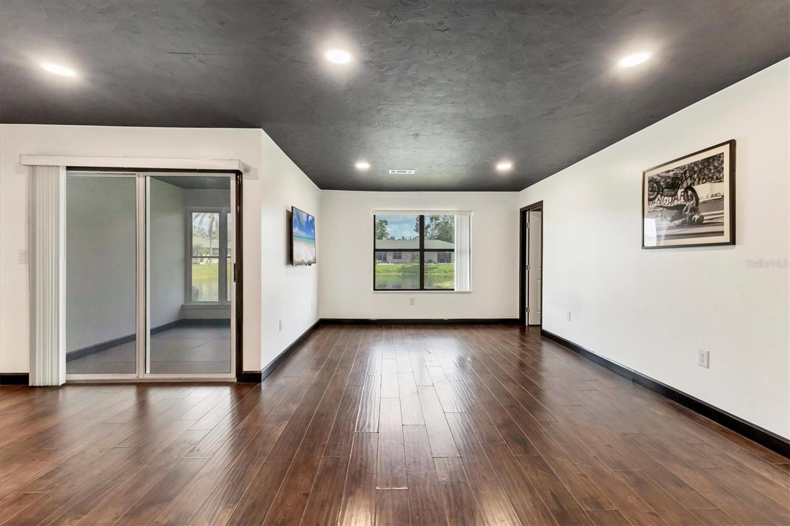 5312 11TH STREET CIR E