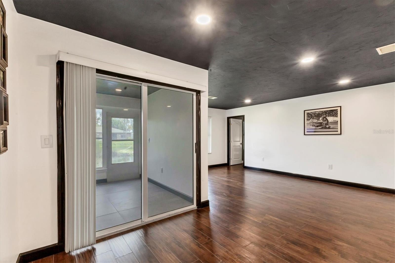 5312 11TH STREET CIR E