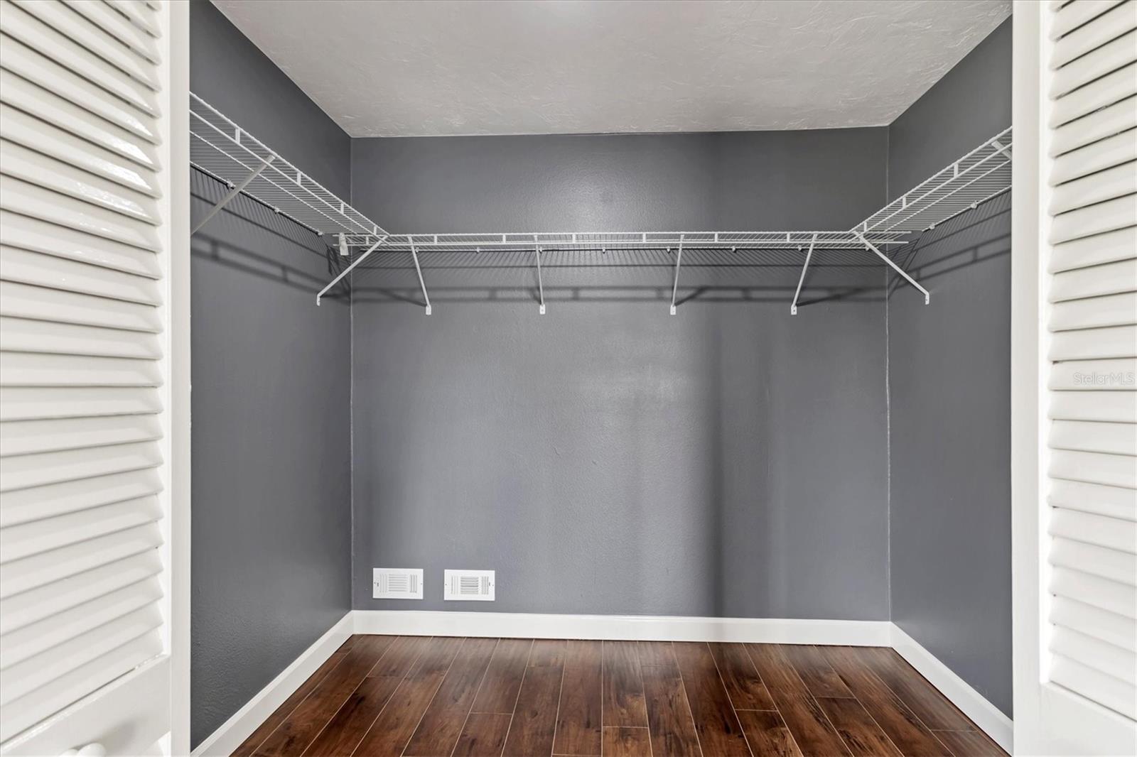 5312 11TH STREET CIR E