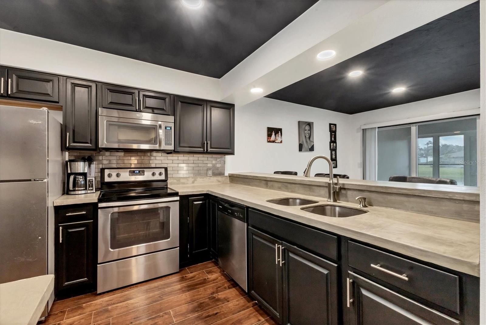 5312 11TH STREET CIR E