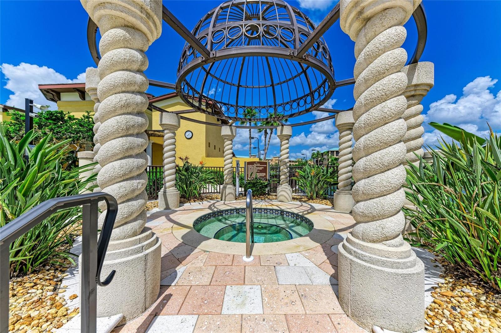 96 VIVANTE BLVD #210