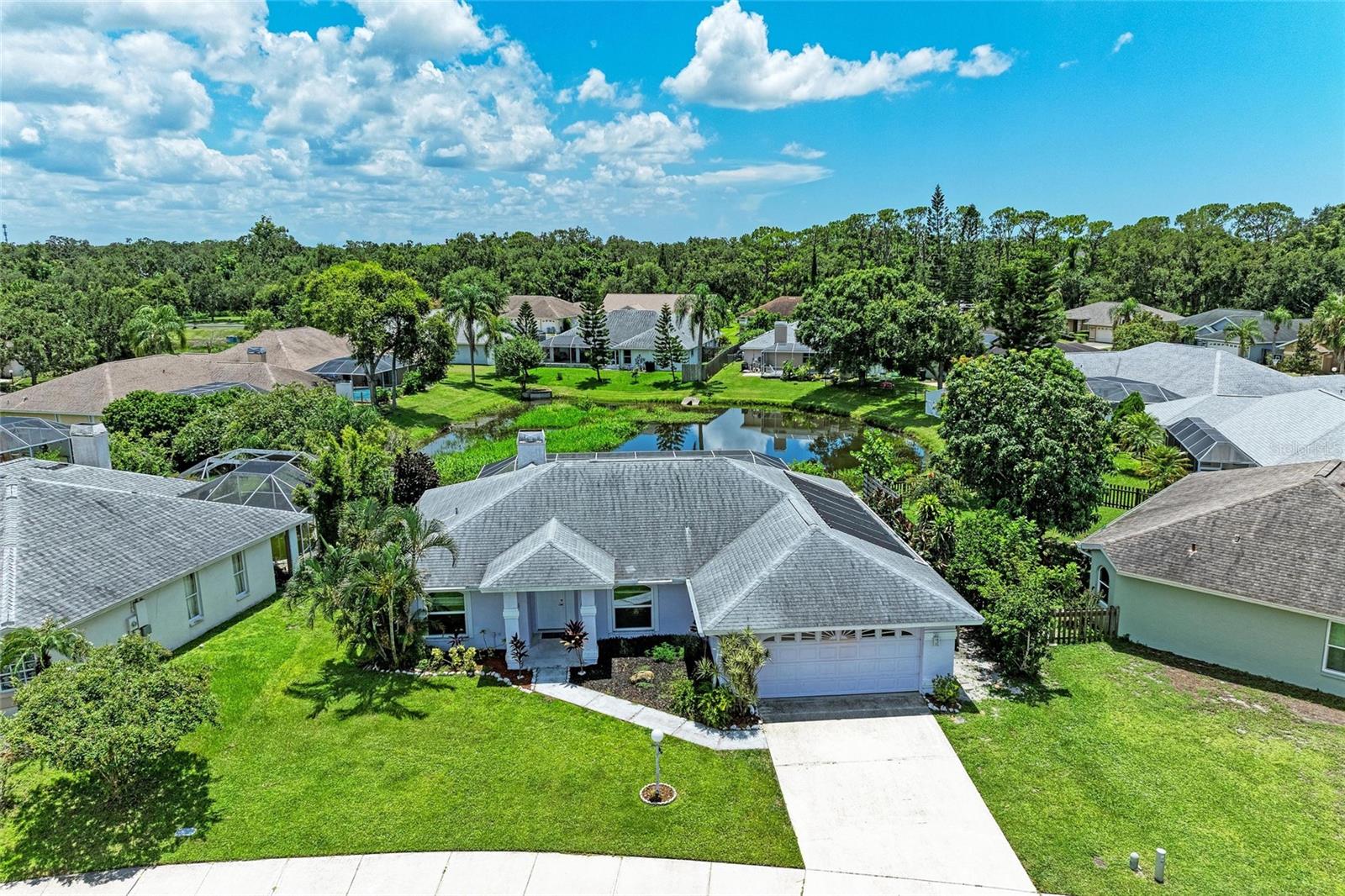 2403 ICECAPADE DR