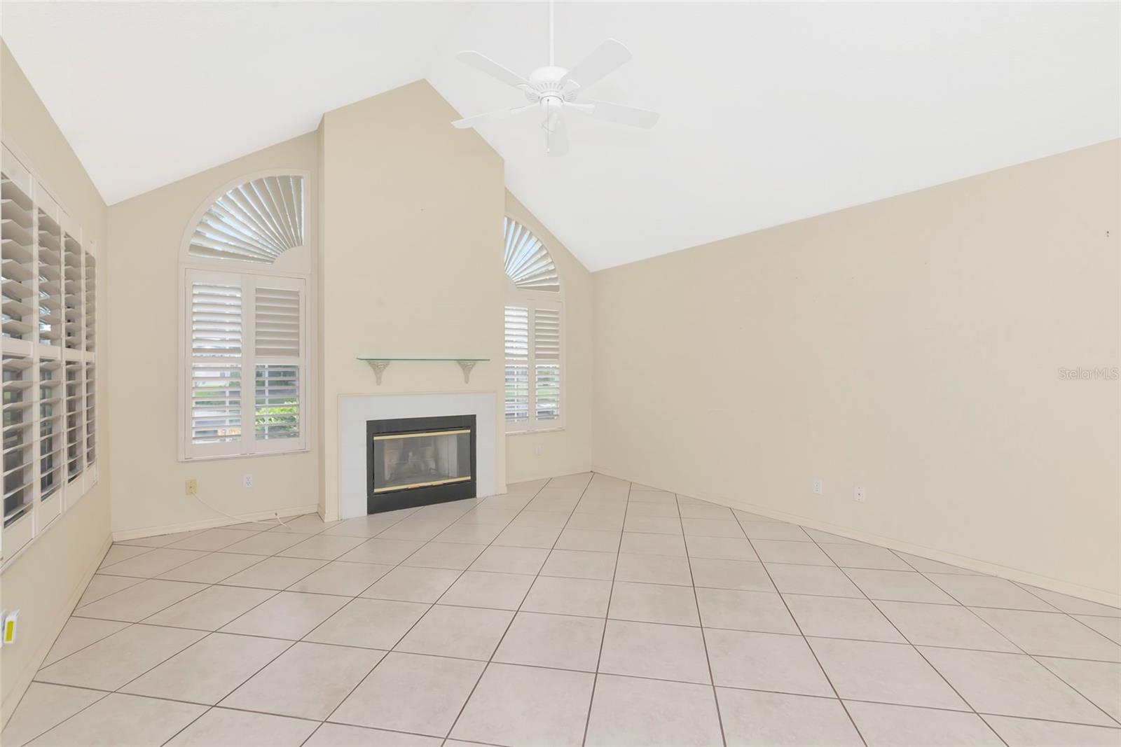 4647 WHIRLAWAY DR #A