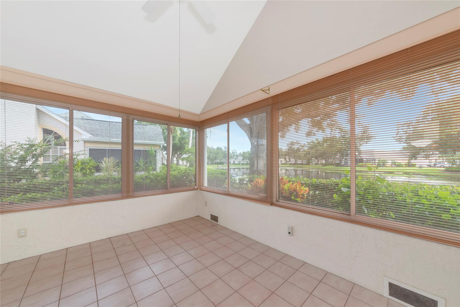 4647 WHIRLAWAY DR #A