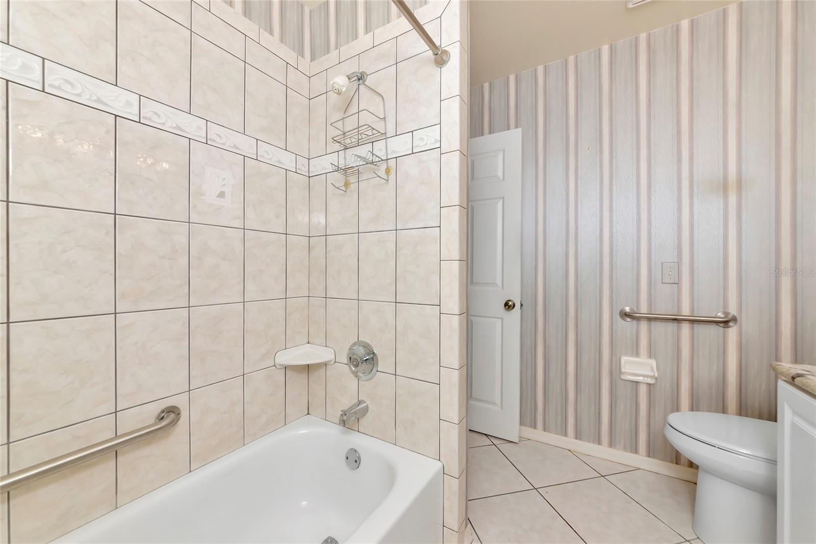 4647 WHIRLAWAY DR #A