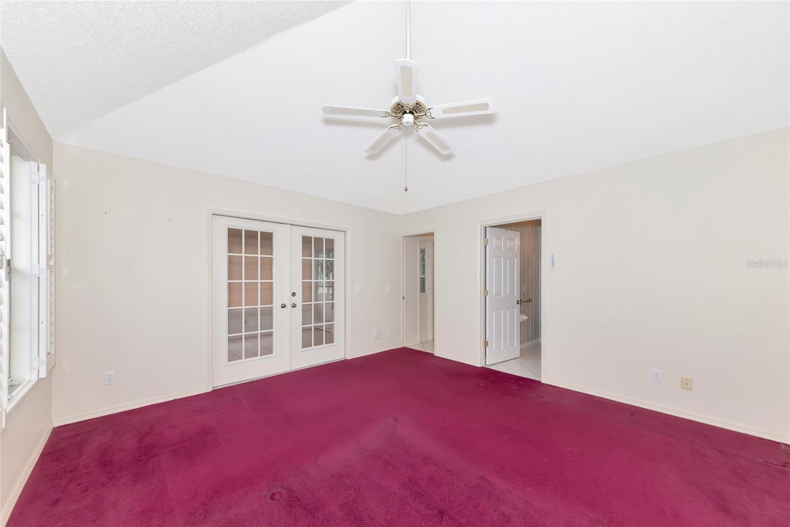 4647 WHIRLAWAY DR #A