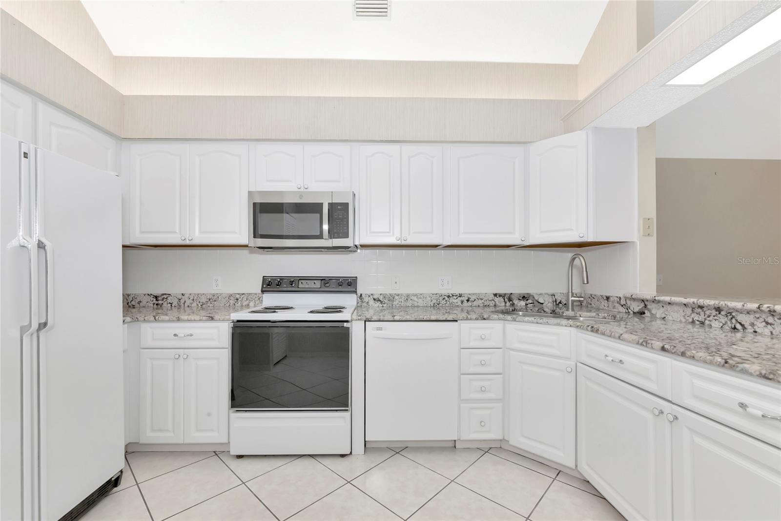 4647 WHIRLAWAY DR #A