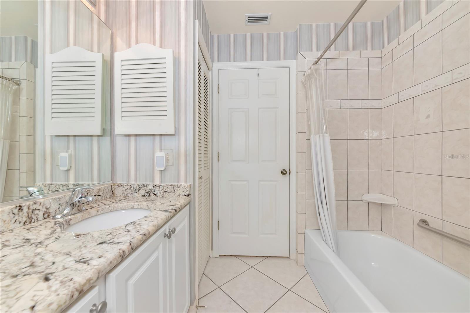 4647 WHIRLAWAY DR #A