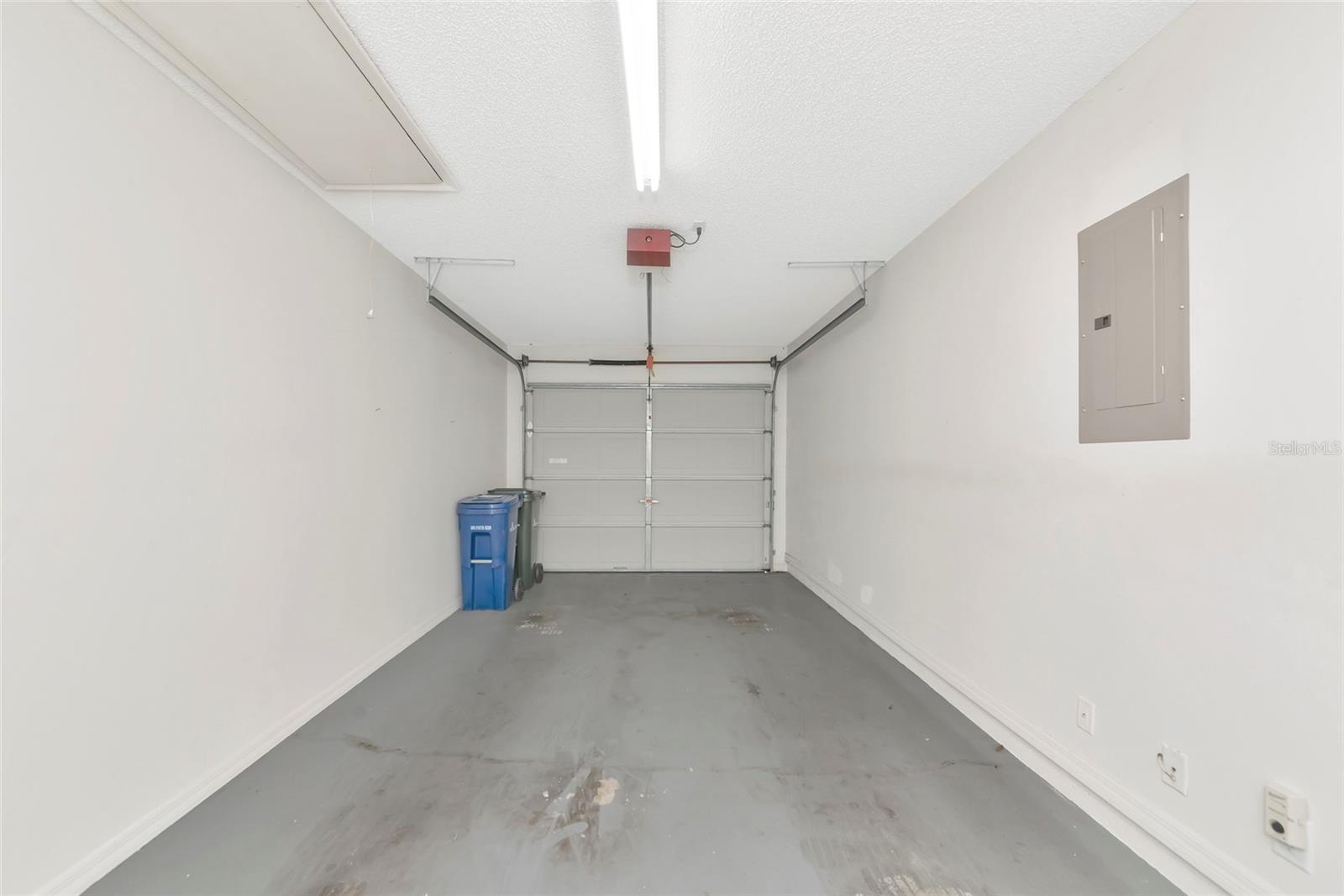 4647 WHIRLAWAY DR #A