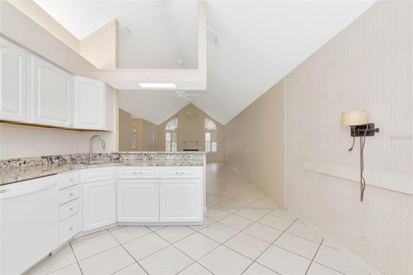 4647 WHIRLAWAY DR #A