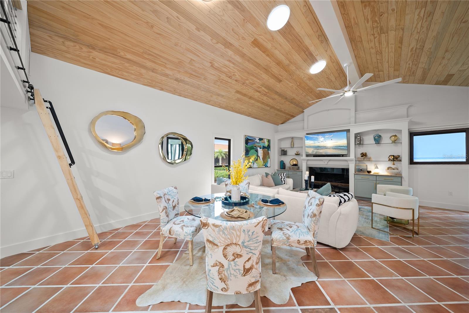 718 GOLDEN BEACH BLVD #1