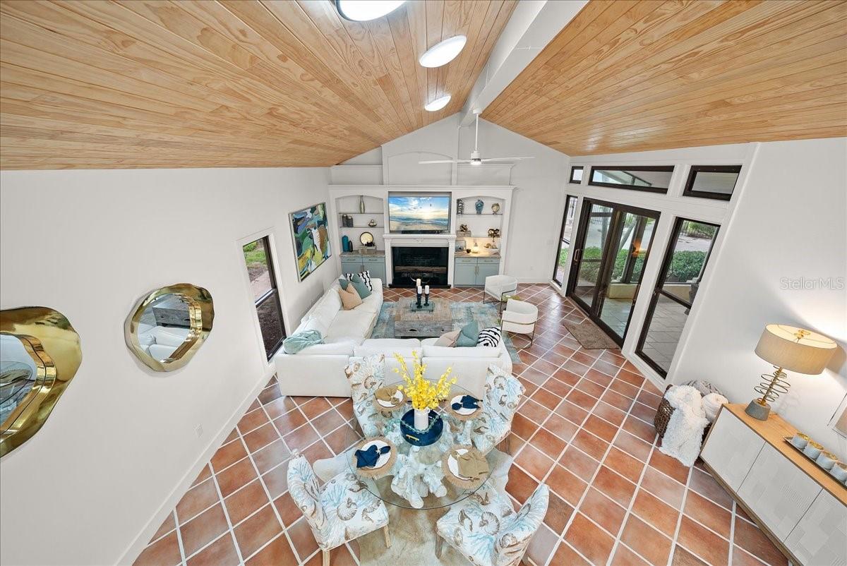 718 GOLDEN BEACH BLVD #1