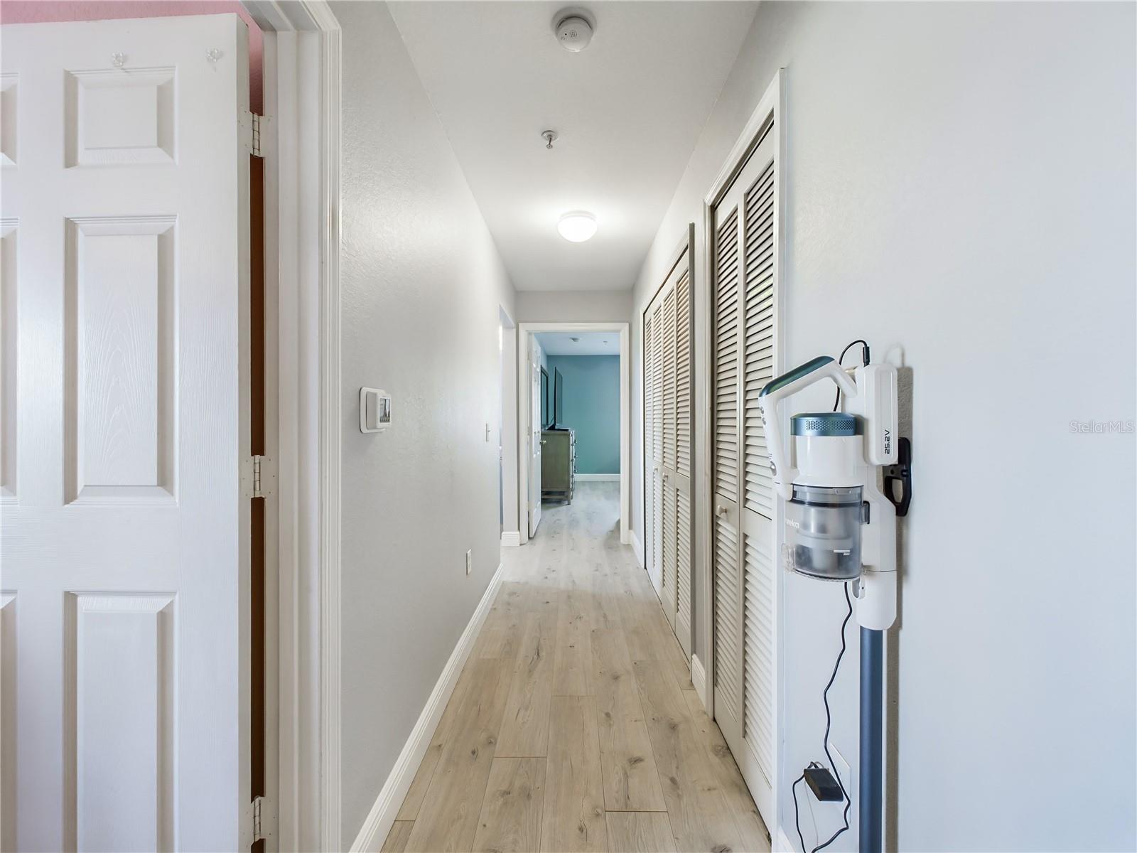 5521 ROSEHILL RD #203