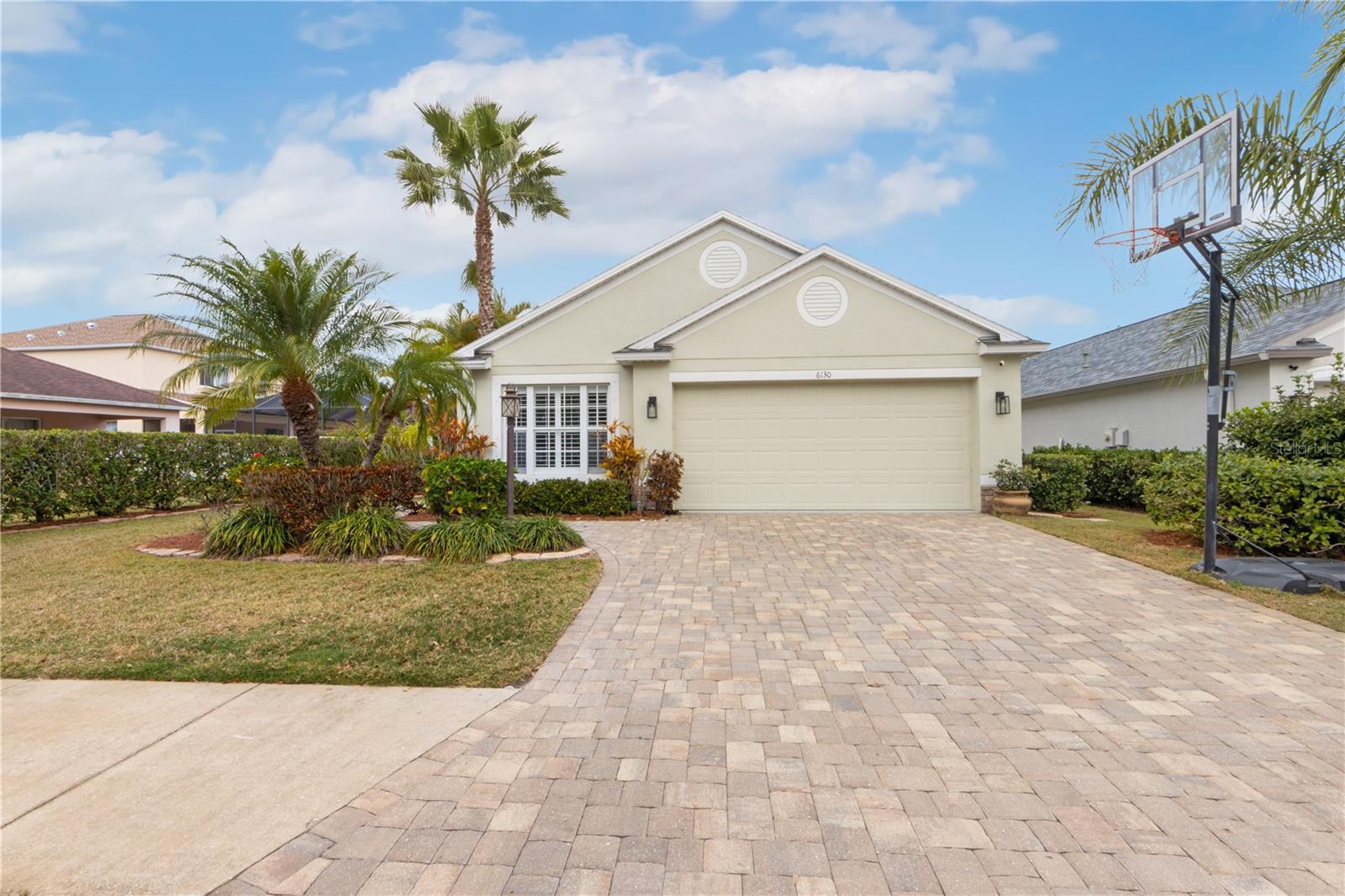 6130 BLUE RUNNER CT