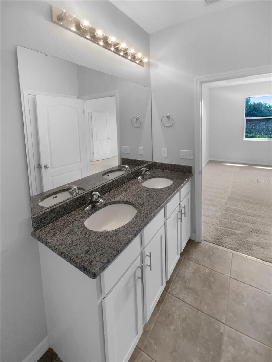 33083 WINDELSTRAW DR