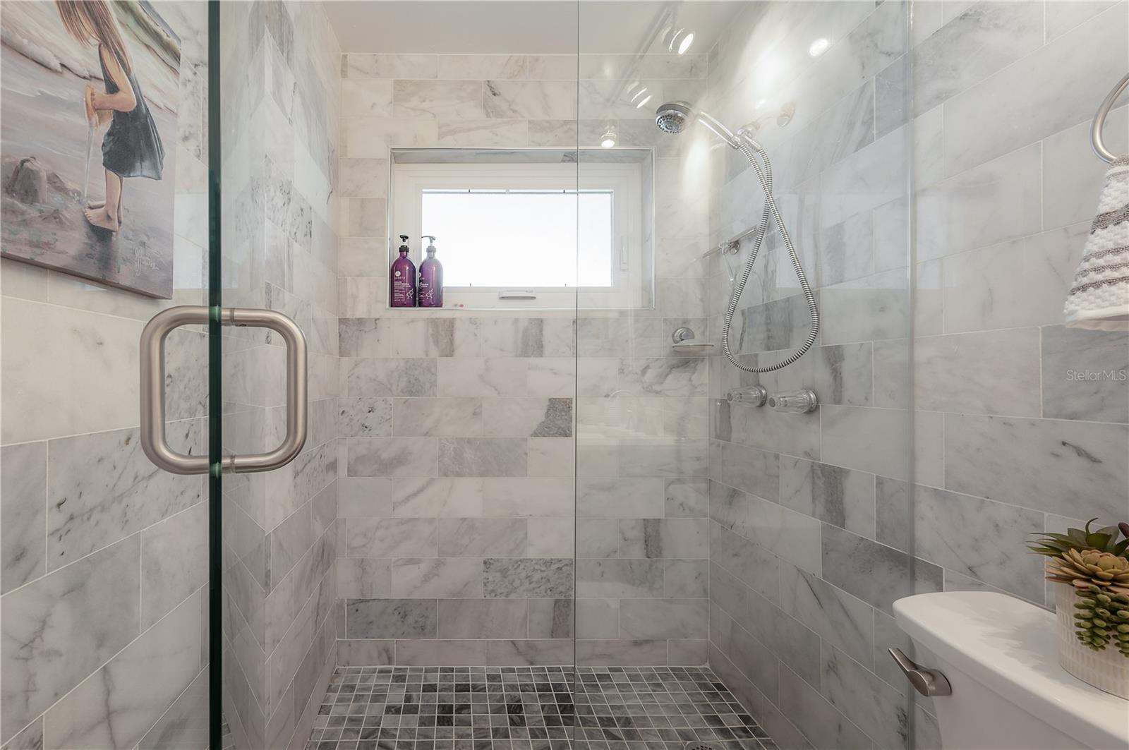 9835 MAINLANDS BLVD W