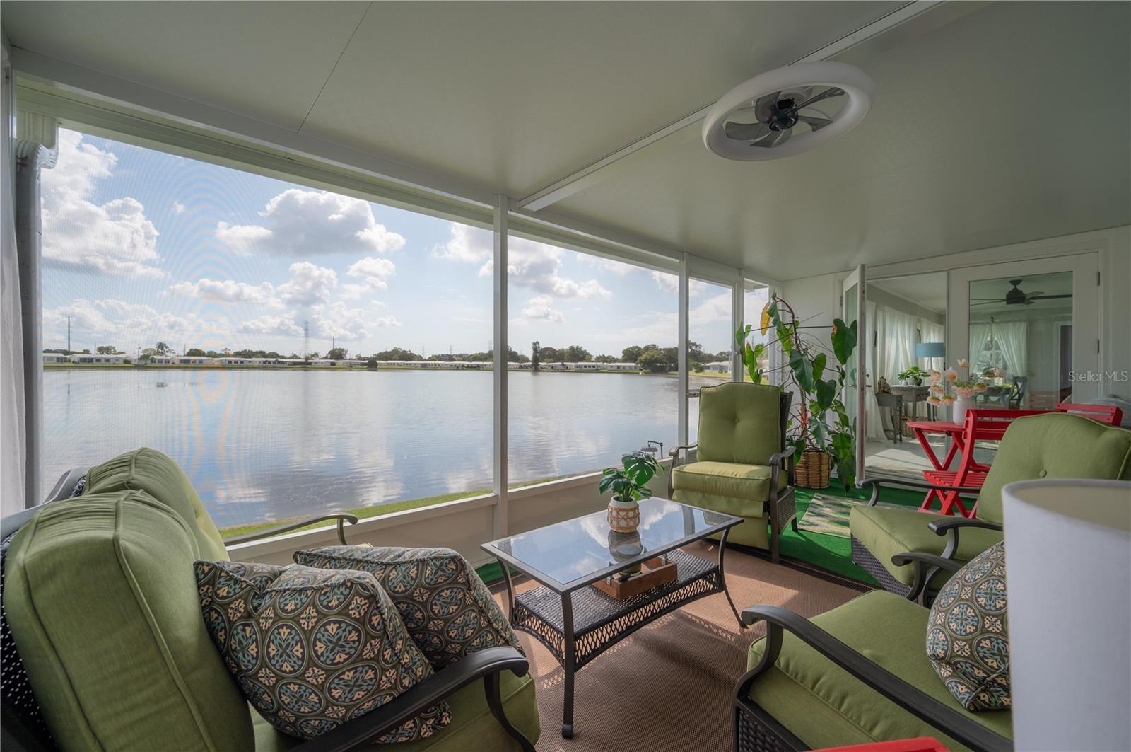 9835 MAINLANDS BLVD W