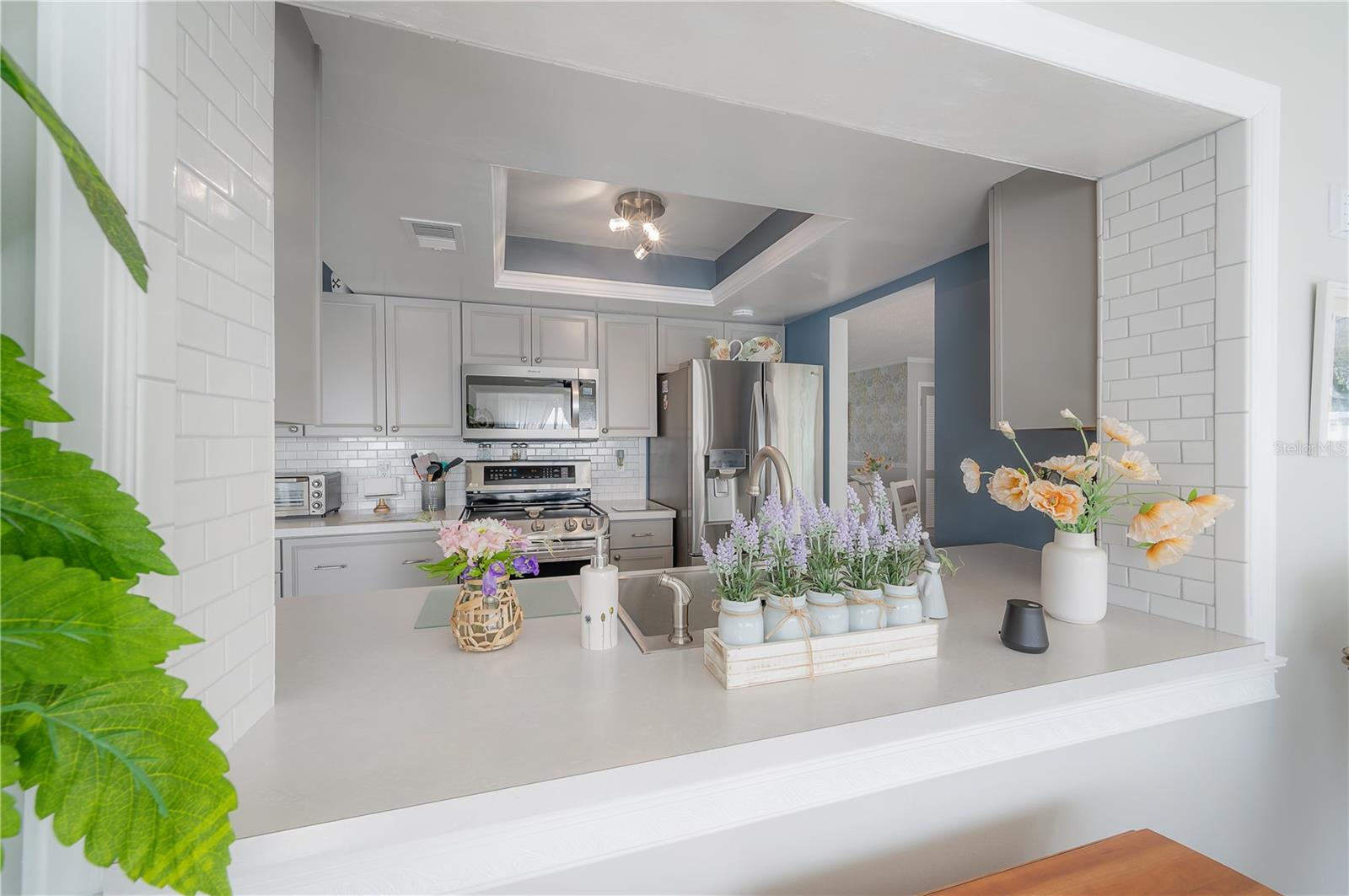 9835 MAINLANDS BLVD W