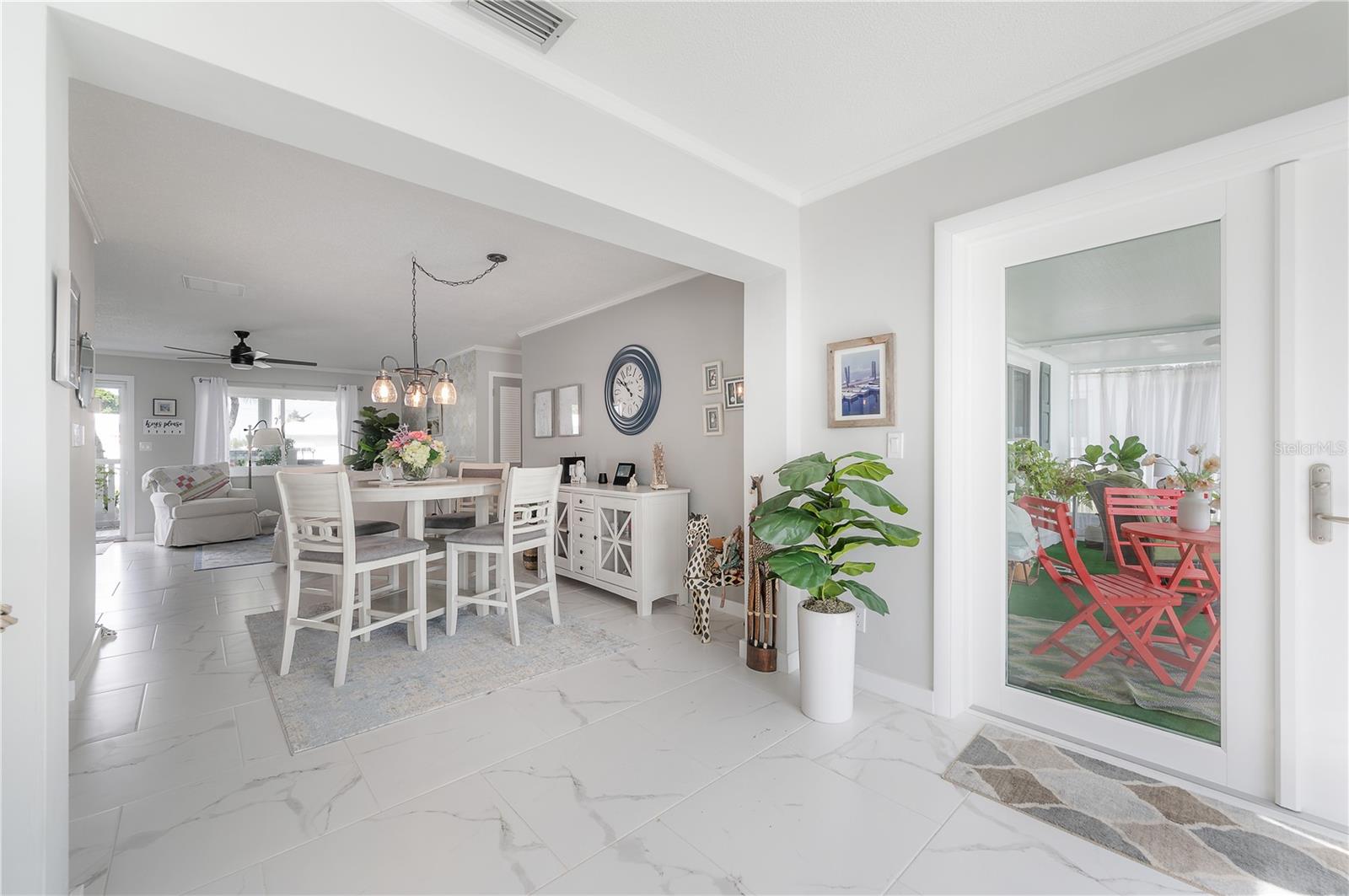 9835 MAINLANDS BLVD W