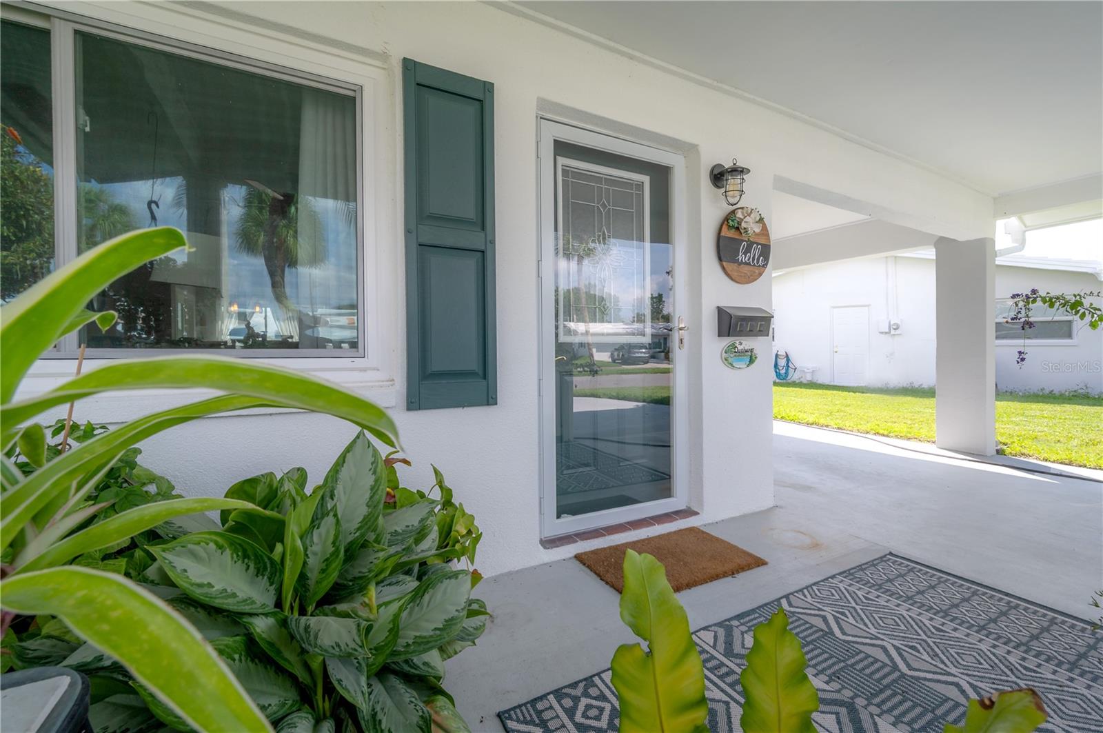 9835 MAINLANDS BLVD W