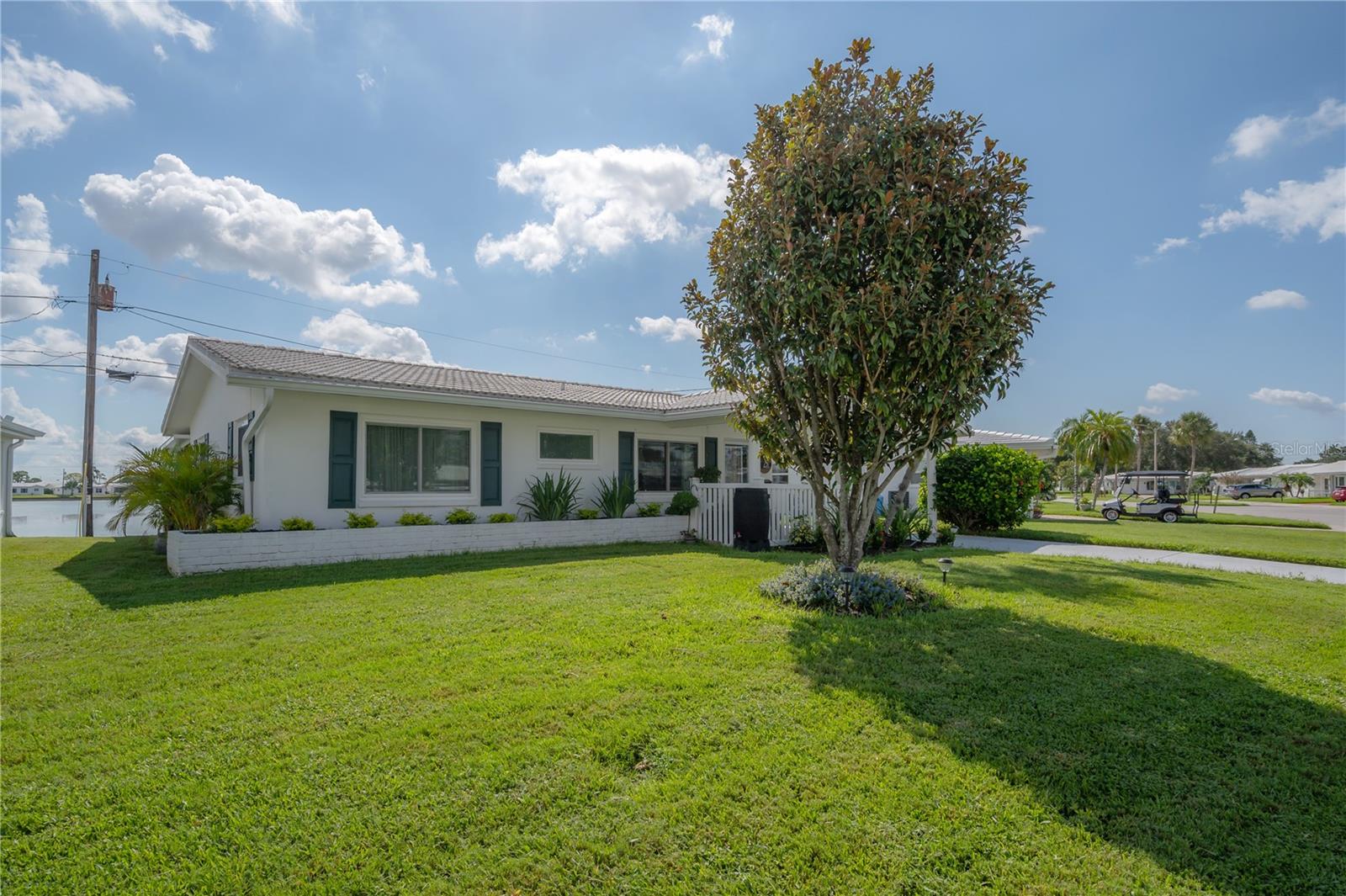 9835 MAINLANDS BLVD W