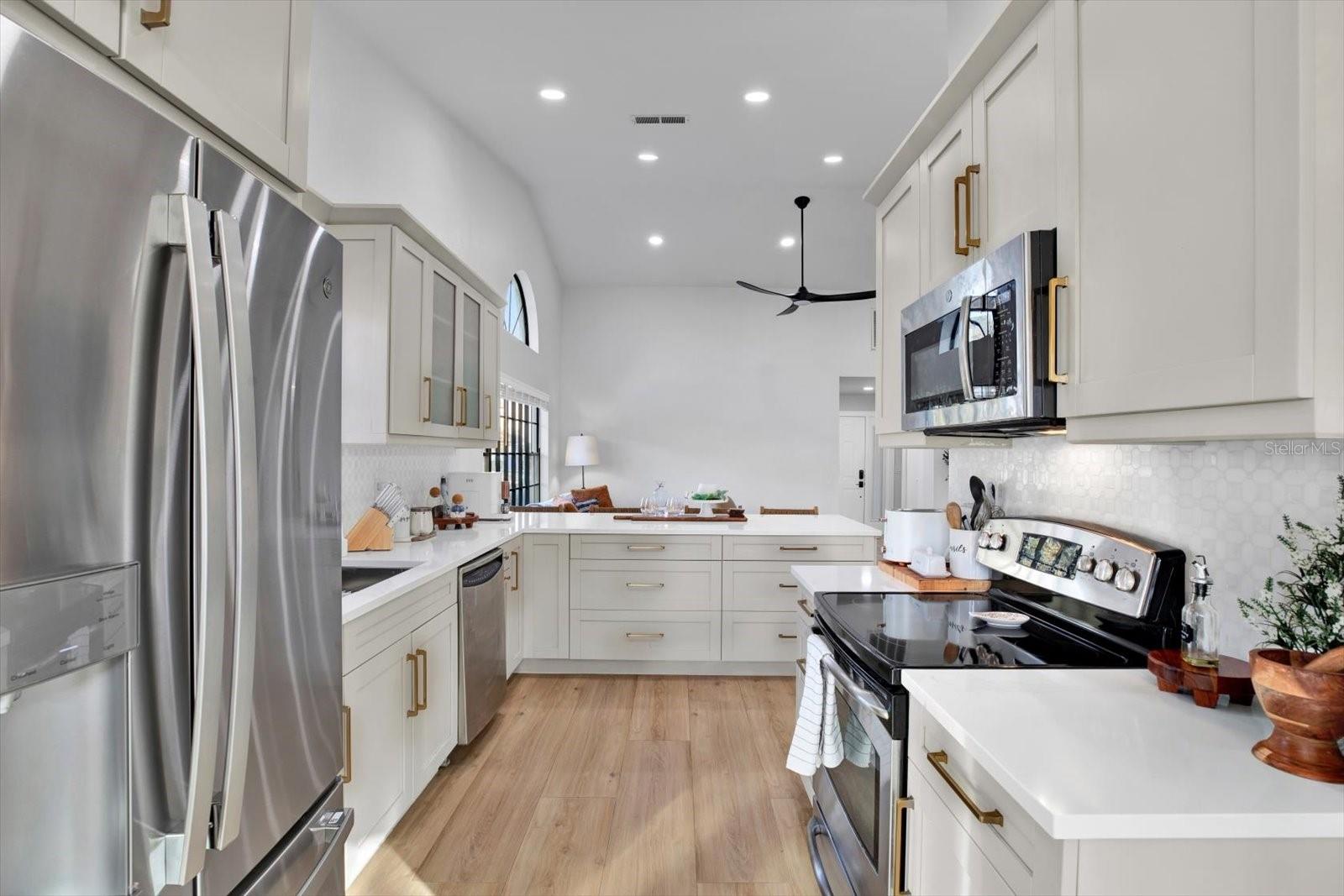 4164 BRENTWOOD PARK CIR